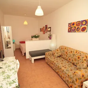 catania-apartment-liotro.catania-hotels.net/