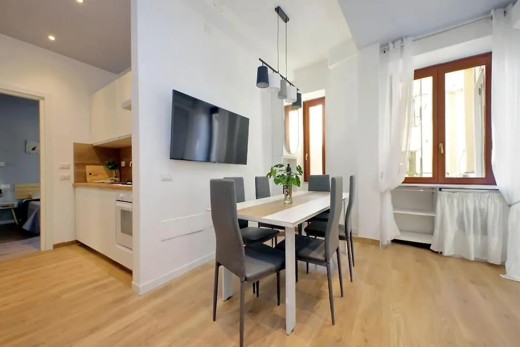Leto Apartment Rome 0*,