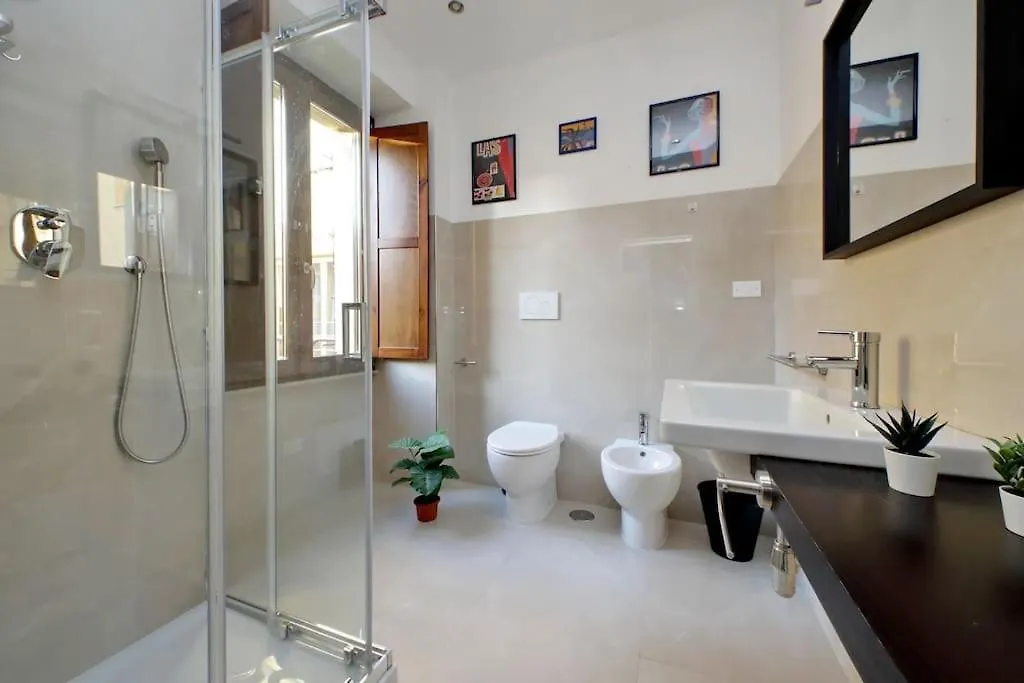 Leto Apartment Rome Italy